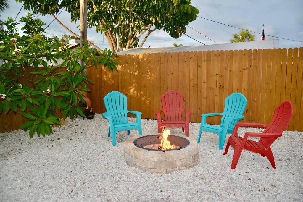 Tropical Retreat Near Beaches, Cruise Terminals Merritt Island Exterior foto